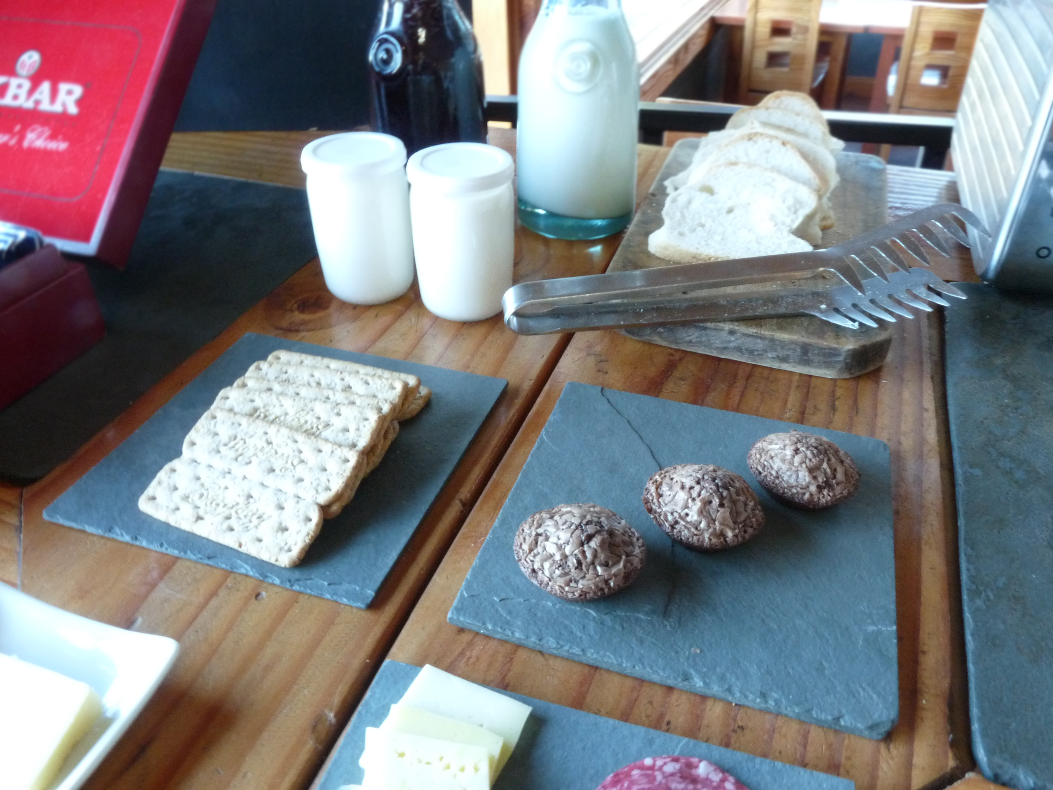 desayuno buffet  del hotel