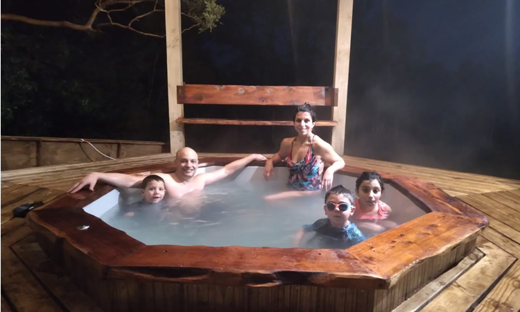 tinaja de agua caliente